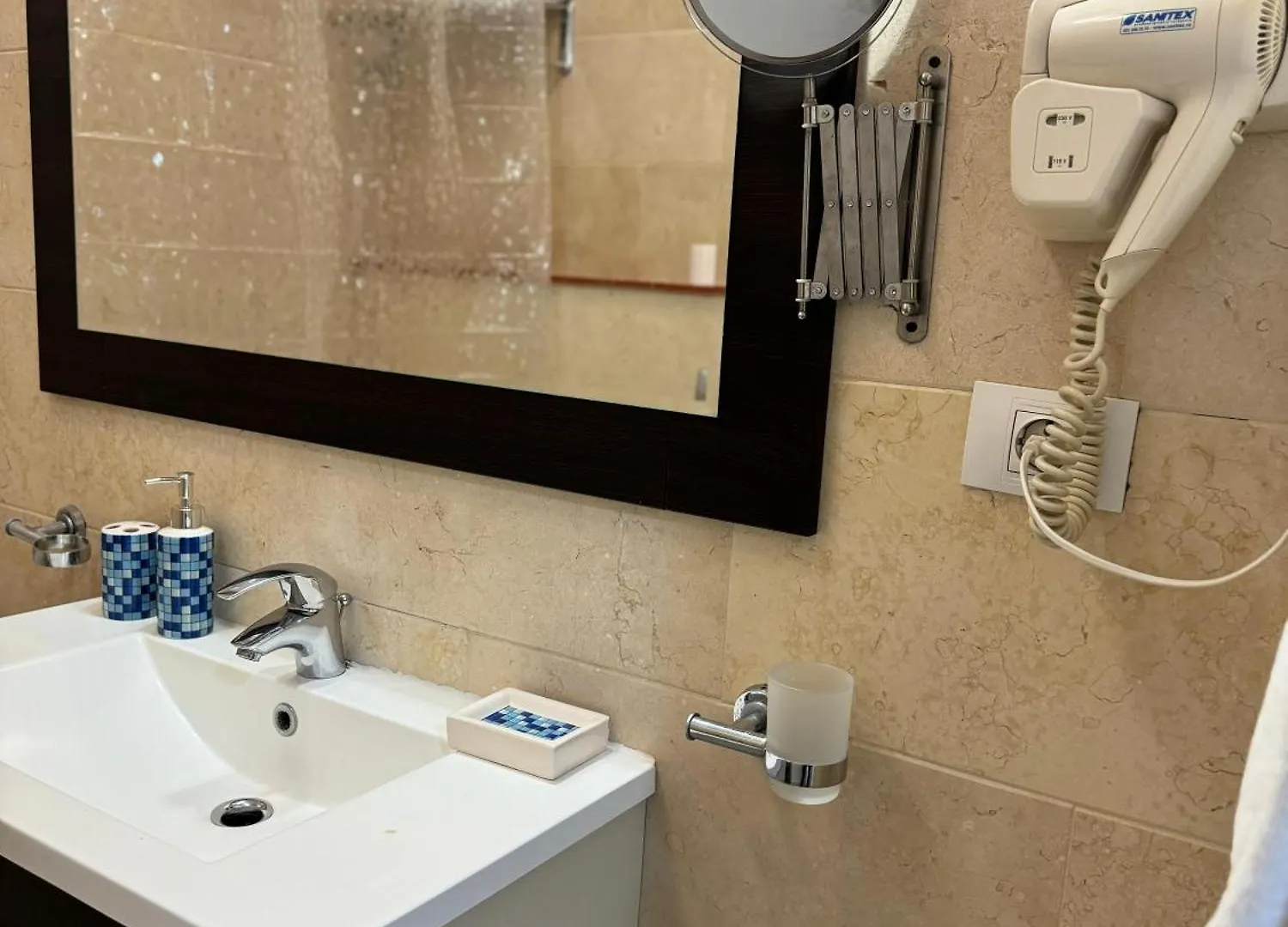 **** Hotel Phoenicia Suites Baneasa Bucareste Roménia